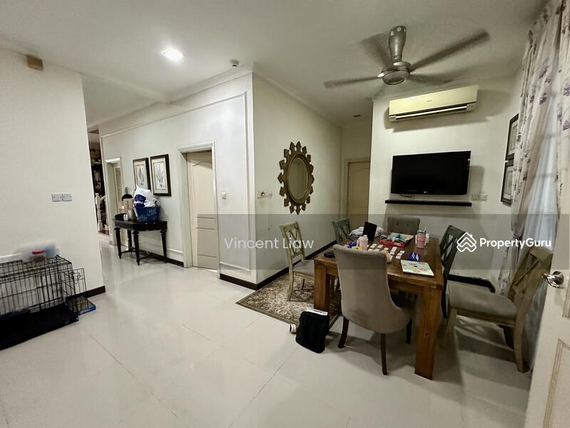 For Sale - D'Villa, Section 11, Kota Damansara