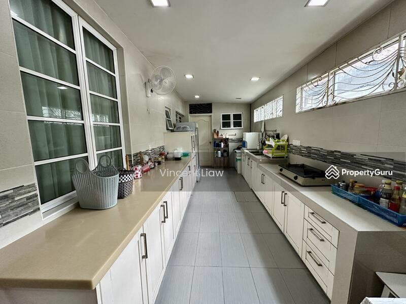 For Sale - D'Villa, Section 11, Kota Damansara
