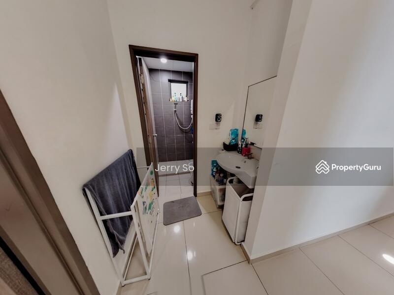 For Rent - Tree Sparina
