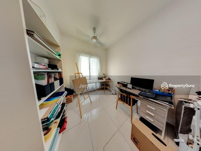 For Rent - Tree Sparina