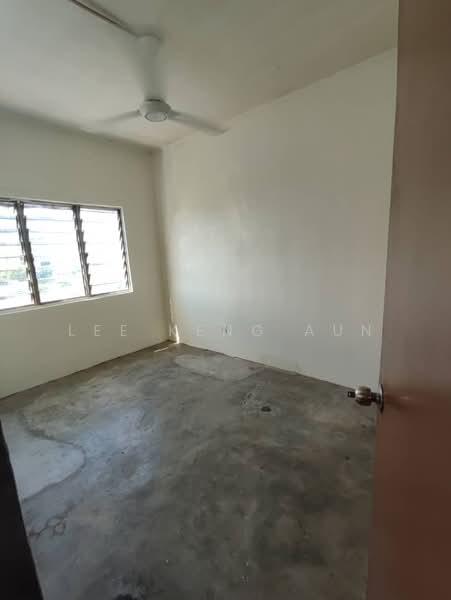 Flat for Rent at Taman Pendamar Indah 2 - Lee Keng Aun - Interior - PropertyGuru.com.my