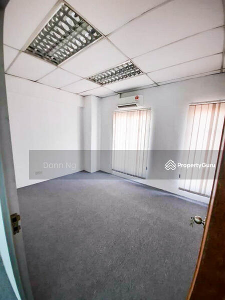 For Sale - Plaza Damas CORNER LOT Shop Office SRI HARTAMAS KL