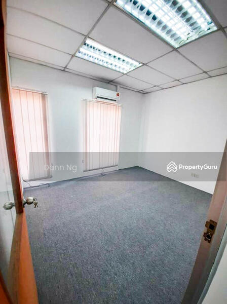 For Sale - Plaza Damas CORNER LOT Shop Office SRI HARTAMAS KL