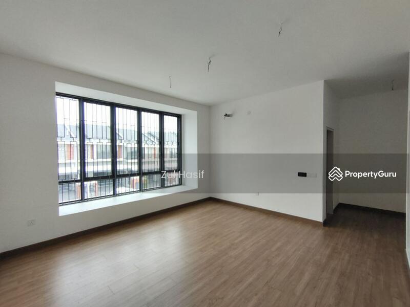 Untuk Dijual - Elmina Green Five