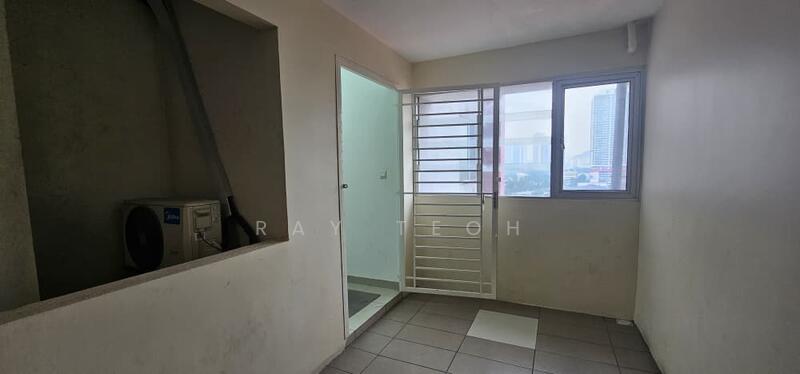 Service Residence for Sale at Platinum Lake PV 21 - Ray Teoh - PropertyGuru.com.my