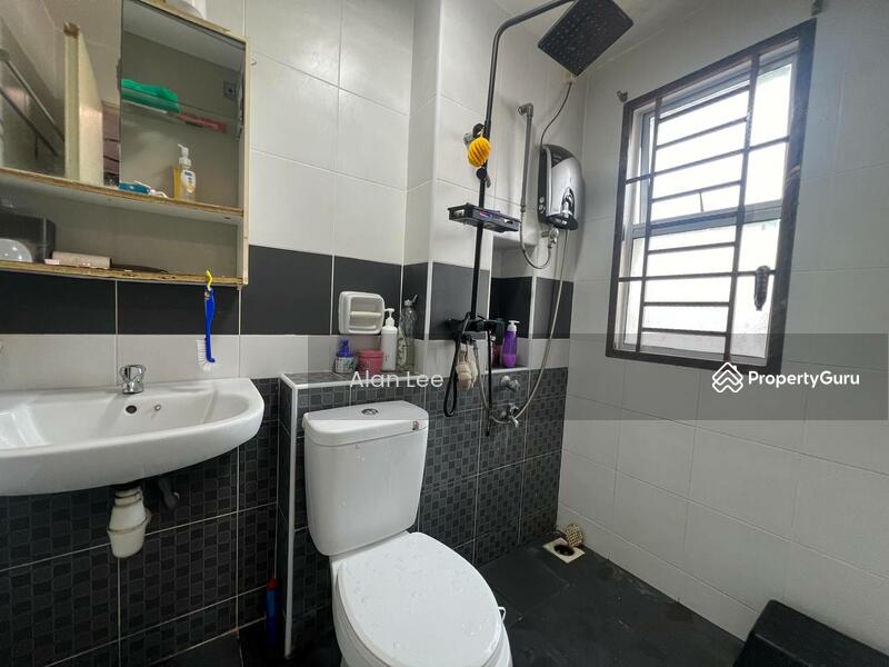For Sale - Taman Nusa Bayu
