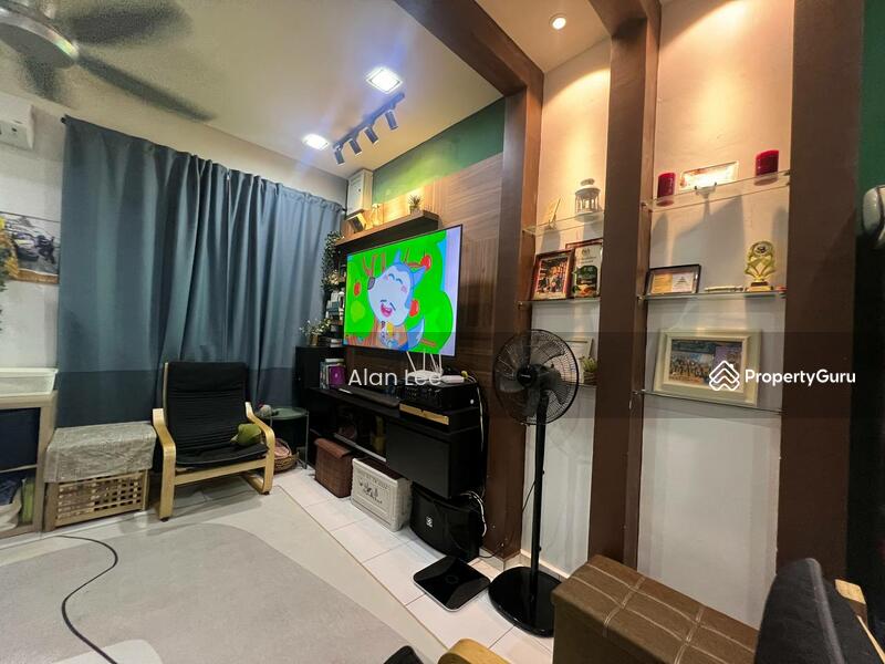 For Sale - Taman Nusa Bayu