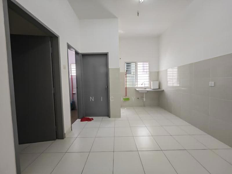 Rumah Teres untuk Dijual di Sungai Choh (Serendah) - Nicky Lai - Kitchen - PropertyGuru.com.my