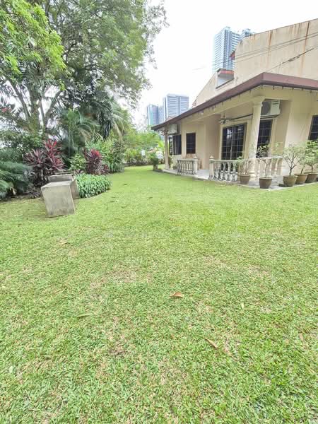 Rumah Teres 2-Tingkat untuk Dijual di Taman Lucky (Bangsar) - Debbie Lam - PropertyGuru.com.my