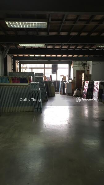 For Rent - Taman Perindustrian Bukit Serdang