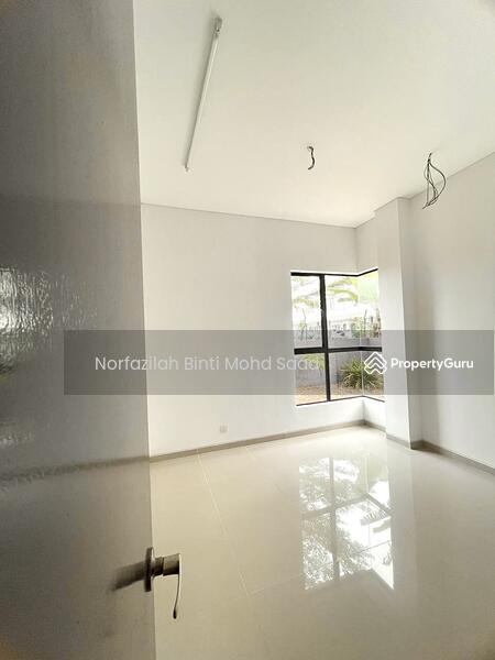For Sale - New, Modern, 2.5 storey bungalow, taman universiti, bangi
