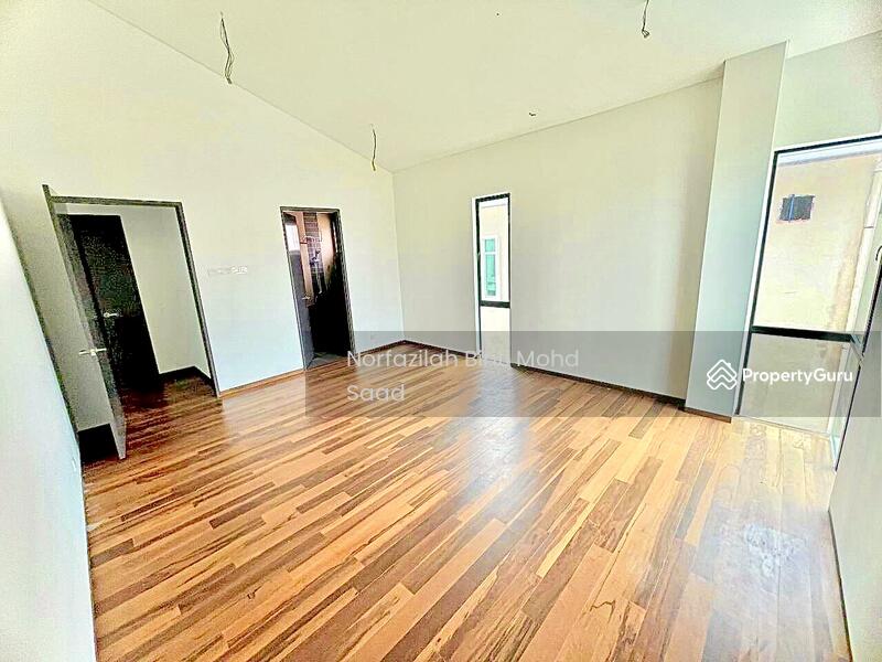 For Sale - New, Modern, 2.5 storey bungalow, taman universiti, bangi
