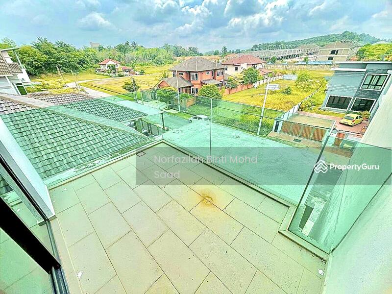 For Sale - New, Modern, 2.5 storey bungalow, taman universiti, bangi