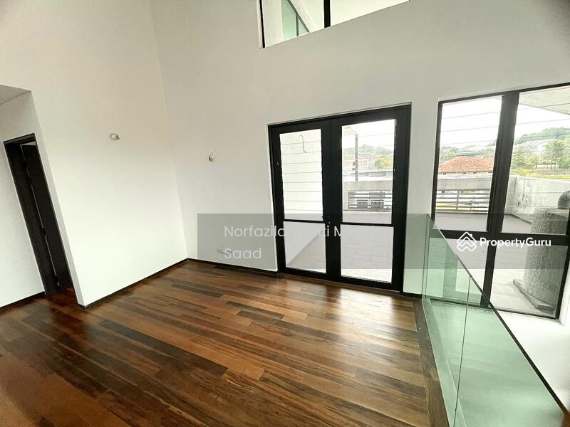 For Sale - New, Modern, 2.5 storey bungalow, taman universiti, bangi