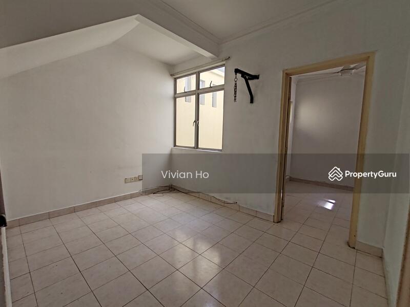 For Sale - Ascott Hill