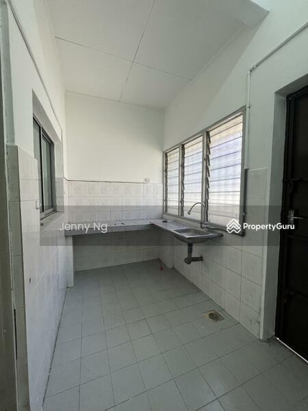 Untuk Disewa - Newly refurbished 2 Sty House at Bercham Ipoh