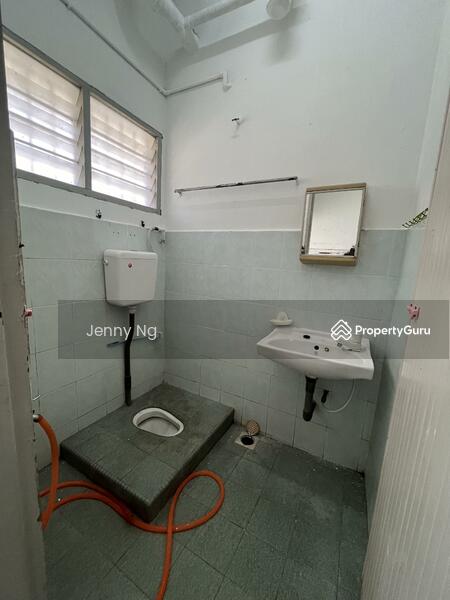 Untuk Disewa - Newly refurbished 2 Sty House at Bercham Ipoh
