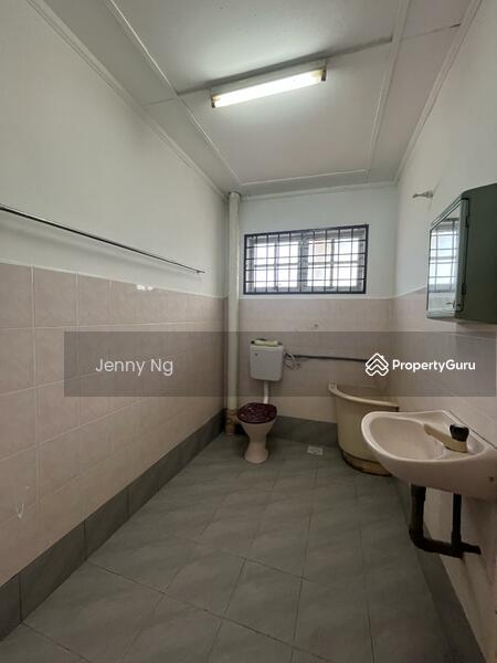 Untuk Disewa - Newly refurbished 2 Sty House at Bercham Ipoh
