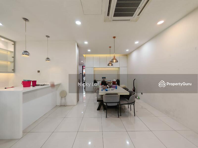 Untuk Dijual - Lake Club Parkhome