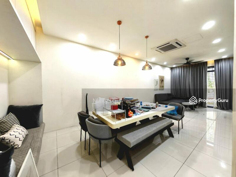 Untuk Dijual - Lake Club Parkhome