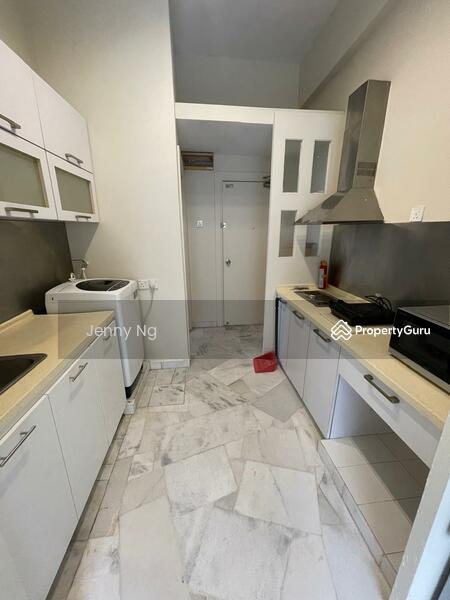 Untuk Disewa - Megan Ambassy