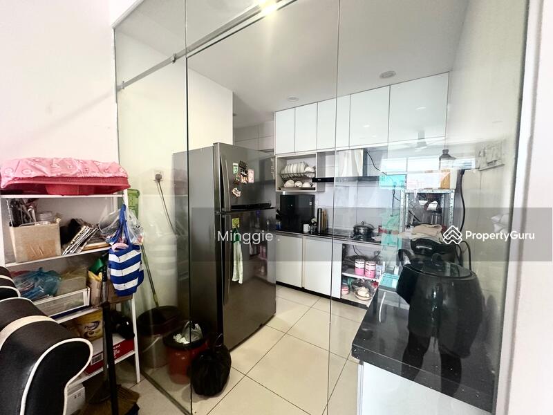For Sale - 86 Avenue Residence