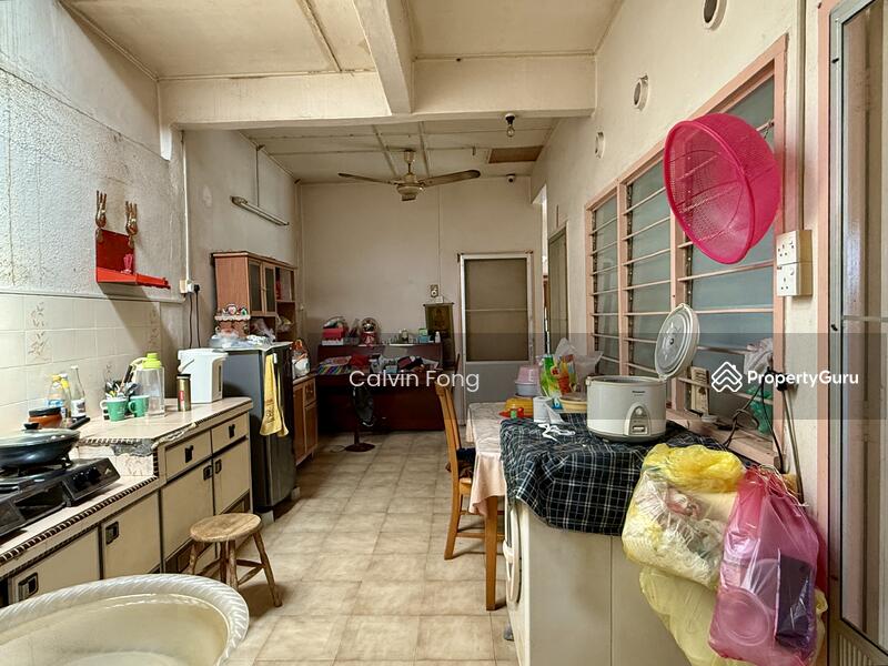 Part of kitchen & dining area