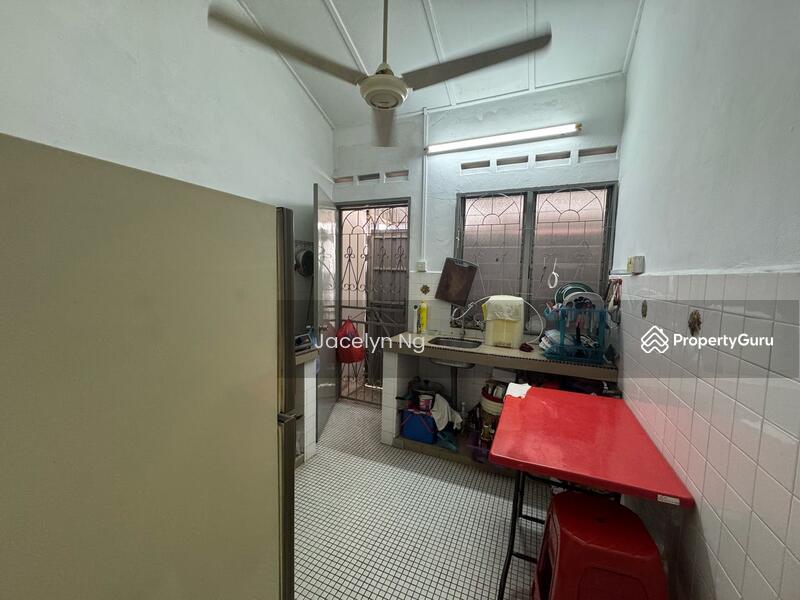 For Sale - Taman Kempas