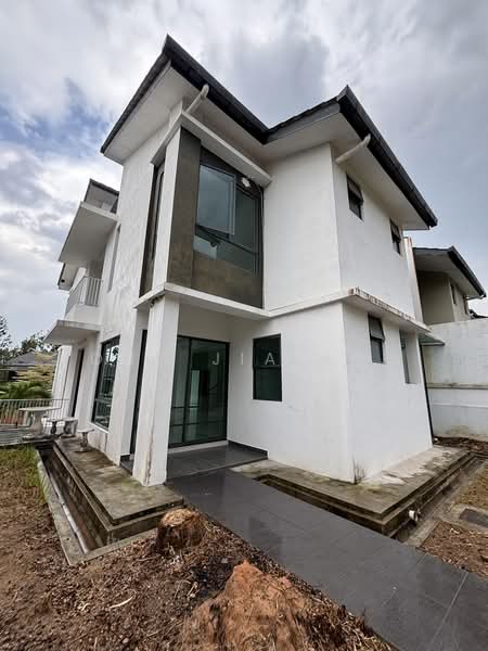 Semi-Detached House for Sale in Saujana Sutera, S2 Height (Seremban 2) - Ong Jia Hui - PropertyGuru.com.my