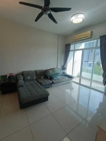 Kondominium untuk Disewa di D'Zone Condominium - Jacky Yeoh - Living Room - PropertyGuru.com.my