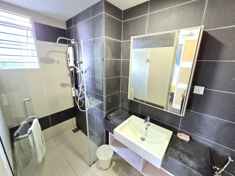 Condominium for Sale at Saville @ The Park - Chris Ting - Bathroom - PropertyGuru.com.my