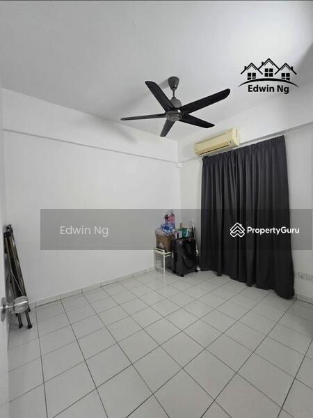 For Sale - Sri Aman Block C (Sri Aman Block 1 & 3)