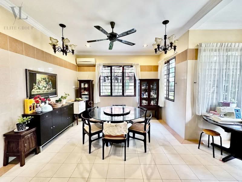 Rumah Banglo untuk Dijual di Ara Damansara (Selangor) - Vincent Liaw - Dining Room - PropertyGuru.com.my