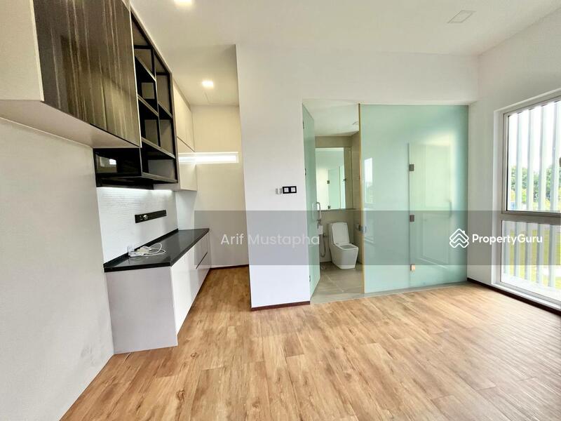 For Sale - Lakefront Villa Cyberjaya