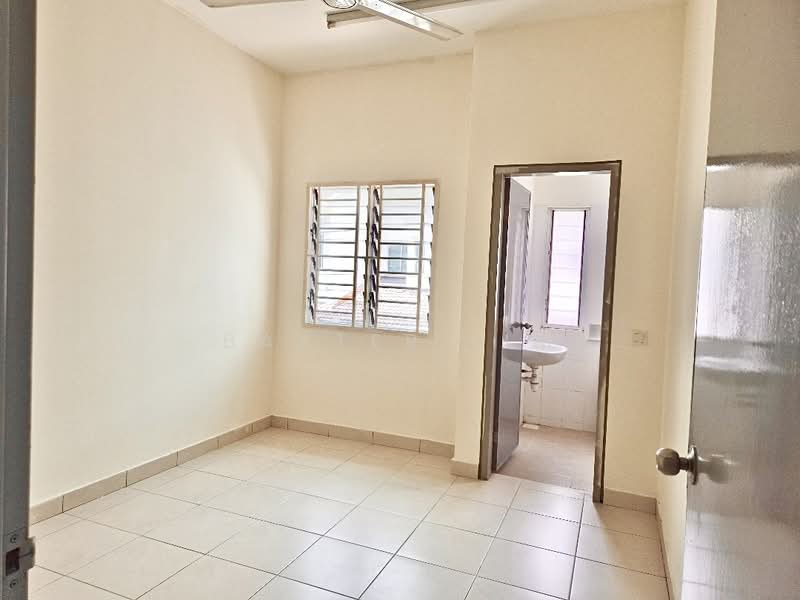 2-storey Terraced House for Sale in Nilai (Negeri Sembilan) - Baxter Lim - Interior - PropertyGuru.com.my