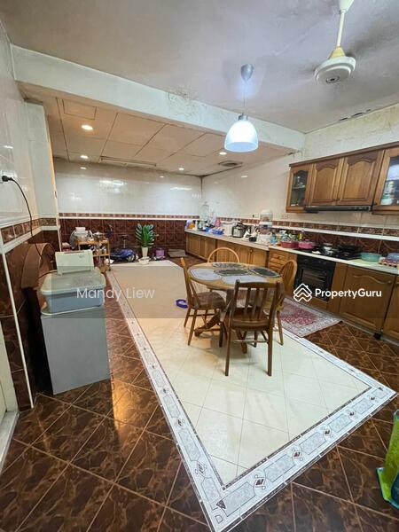 For Sale - Bandar Menjalara