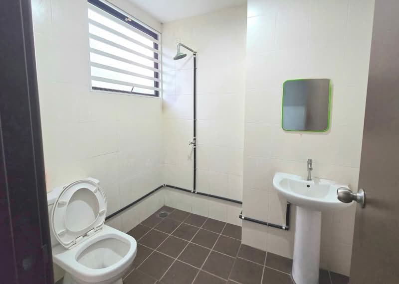 Rumah Teres 3 Tingkat untuk Dijual di Bandar Bayan Bahru (Bayan Lepas) - Mark Goh - Bathroom - PropertyGuru.com.my