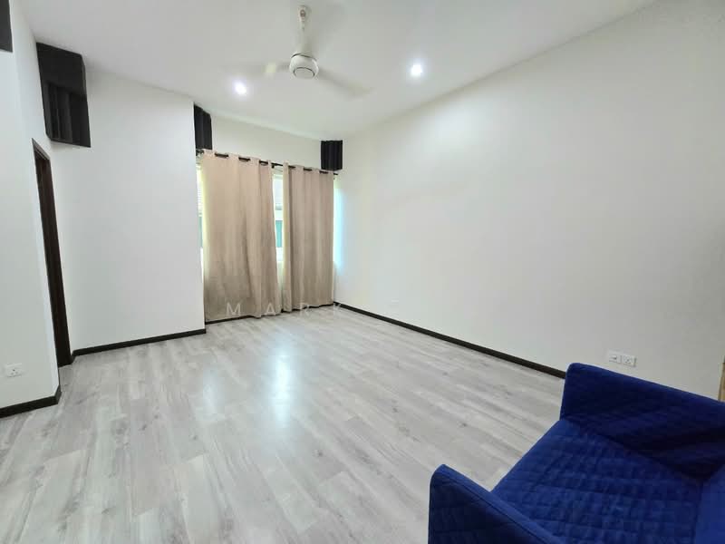 Rumah Teres 3 Tingkat untuk Dijual di Bandar Bayan Bahru (Bayan Lepas) - Mark Goh - Living Room - PropertyGuru.com.my