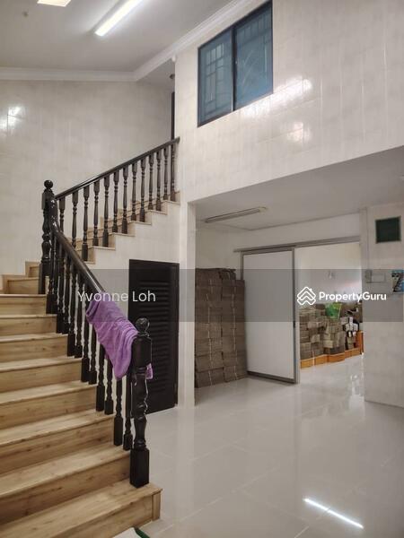 Untuk Dijual - lorong hijau