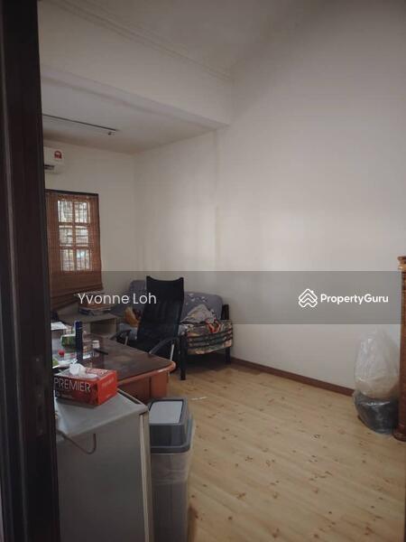 Untuk Dijual - lorong hijau