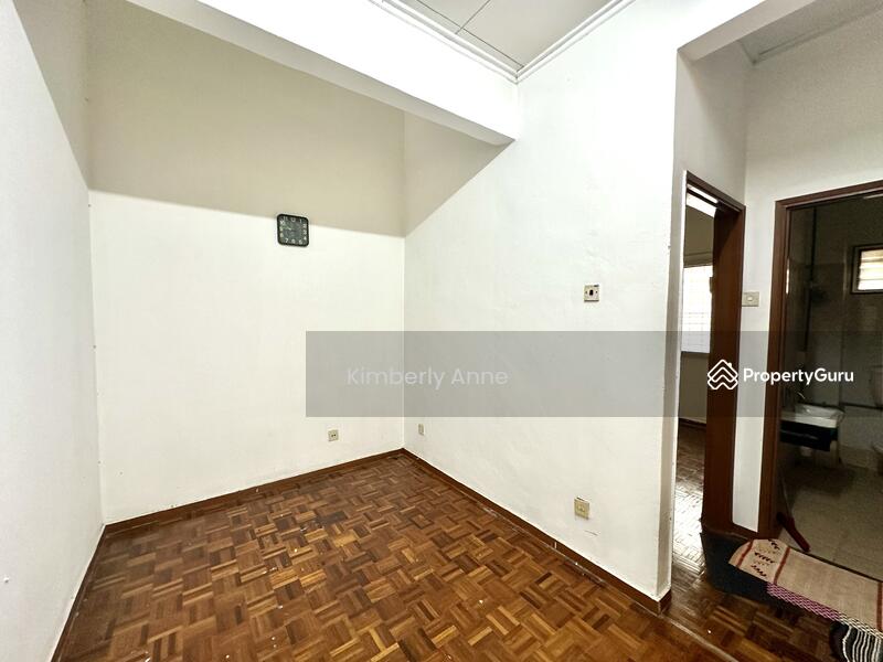 Upstairs Hall 