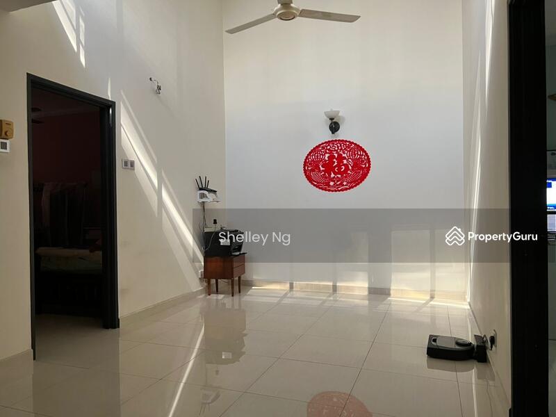 Living Room upstairs