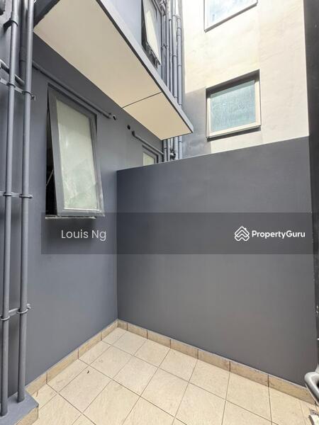 Cluster House for Sale in Forest City (Gelang Patah) - Louis Ng - Balcony - PropertyGuru.com.my