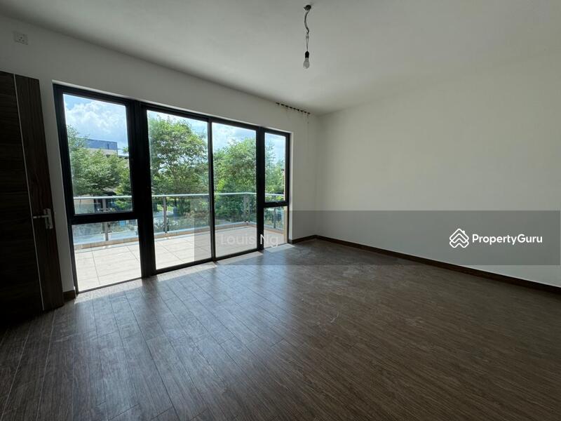 Cluster House for Sale in Forest City (Gelang Patah) - Louis Ng - Living Room - PropertyGuru.com.my