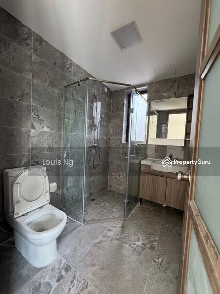 Cluster House for Sale in Forest City (Gelang Patah) - Louis Ng - Bathroom - PropertyGuru.com.my