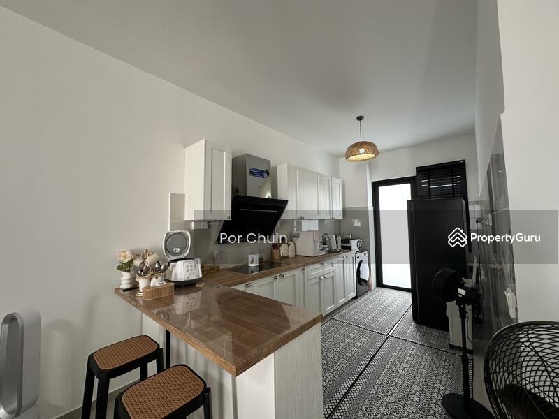 Untuk Disewa - Attleborough / Tate Bilston 22'x65' @ Eco Botanic