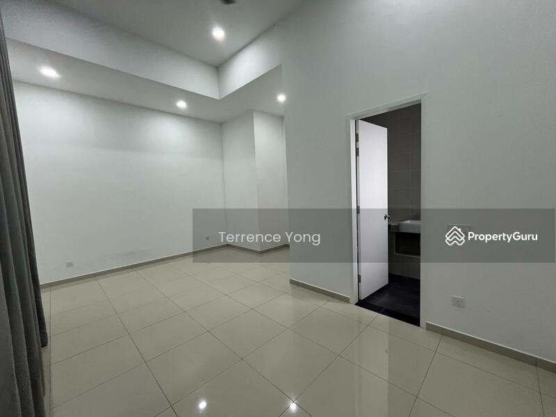 Cluster House for Rent in Taman Ekoflora (Johor Bahru) - Terrence Yong - Living Room - PropertyGuru.com.my