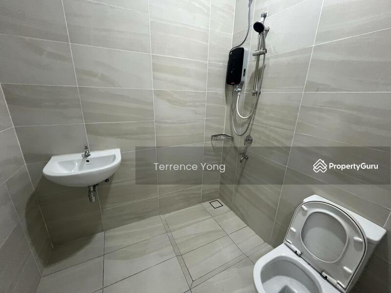 Cluster House for Rent in Taman Ekoflora (Johor Bahru) - Terrence Yong - Bathroom - PropertyGuru.com.my