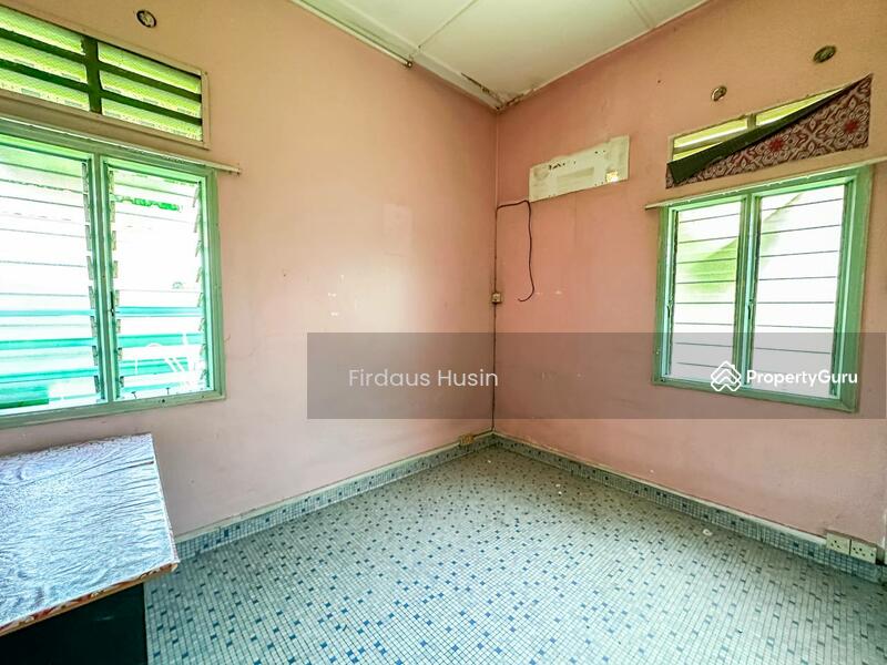 Untuk Dijual - TAMAN KANAGAPURAM