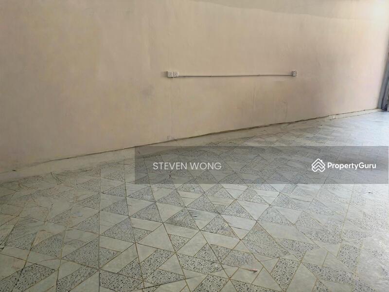 Kedai / Pejabat untuk Dijual di Taman Valdor (Sungai Bakap) - STEVEN WONG - PropertyGuru.com.my